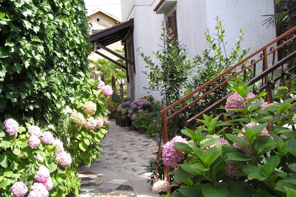 Apartments Villa Ida Opatija Exterior photo